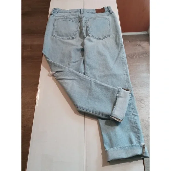 Madewell High Rise Perfect Vintage Jean 90s Mom Jean $135. Size 29. Excellent. - Picture 10 of 16